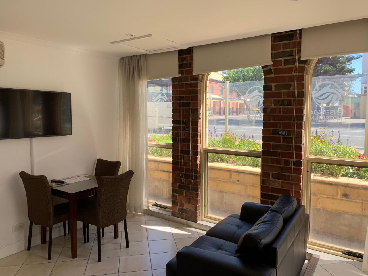 Ensenada Motor Inn&Suites Adelaide Luaran gambar